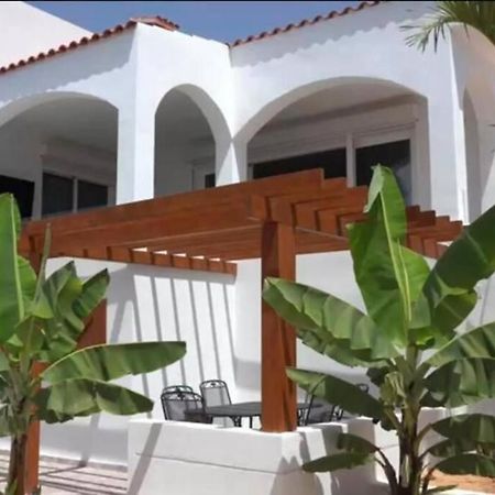 Gezellige Villa Met Prachtig Zicht En Zwembad Arona  Luaran gambar
