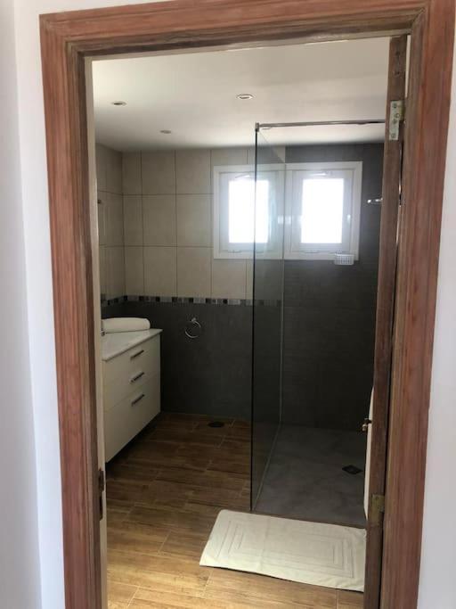 Gezellige Villa Met Prachtig Zicht En Zwembad Arona  Luaran gambar