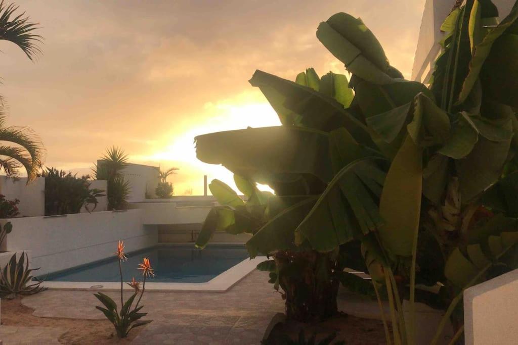 Gezellige Villa Met Prachtig Zicht En Zwembad Arona  Luaran gambar