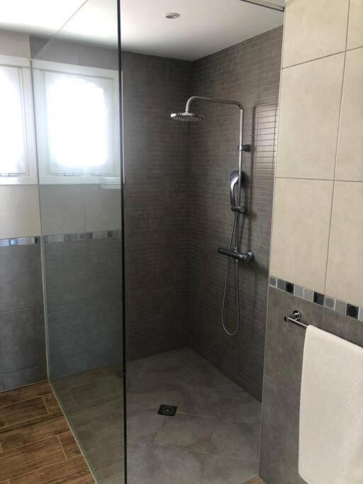 Gezellige Villa Met Prachtig Zicht En Zwembad Arona  Luaran gambar